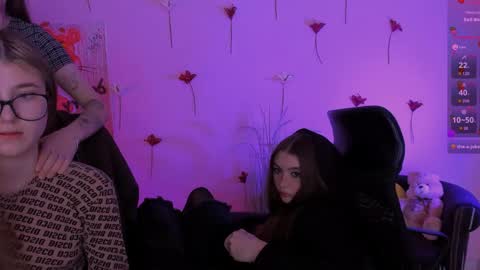 Snapshot of lissa_night chatting on 03-08-26, 02:04 lissa_night online show from 03-08-26, 02:04