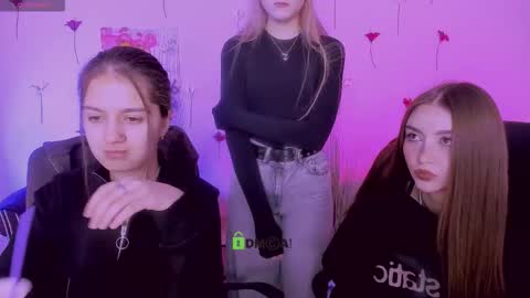 Snapshot of lissa_night chatting on 03-08-26, 08:01 lissa_night online show from 03-08-26, 08:01