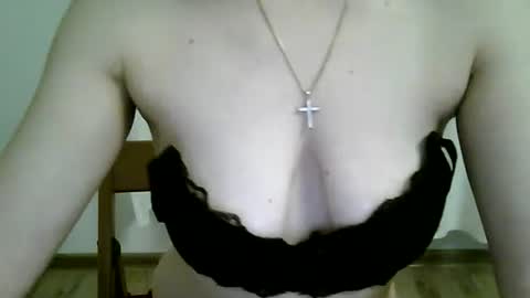 Snapshot of lissa_olsson chatting on 02-04-25, 09:41 Lissa online show from 02-04-25, 09:41