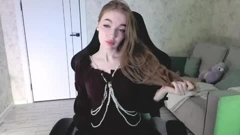 Lissa online show from 05-10-26, 02:17