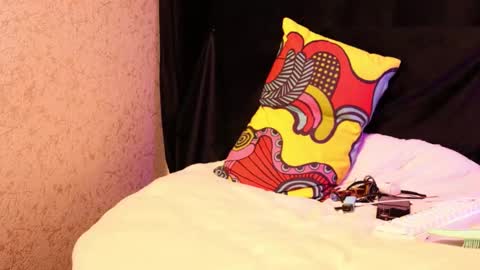 Snapshot of lissaho chatting on 02-21-25, 05:09 Lissa Ross online show from 02-21-25, 05:09