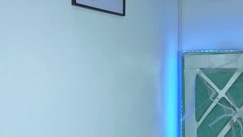 Lissa online show from 11-02-25, 07:44