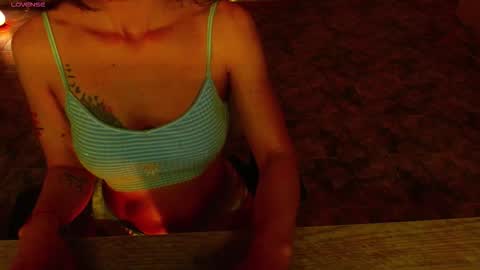 Liss online show from 11-30-25, 03:43