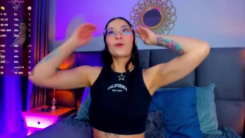 Snapshot of lissy__dream chatting on 05-05-26, 11:13 lissy__dream online show from 05-05-26, 11:13