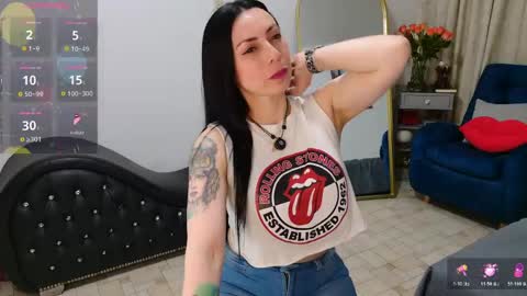LITA a sexy milf online show from 05-07-26, 08:36