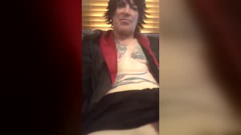 Snapshot of litknick14 chatting on 06-18-26, 01:15 litknick14 online show from 06-18-26, 01:15