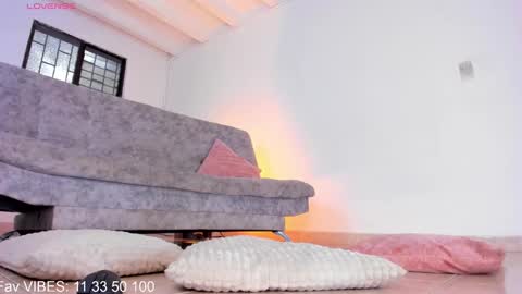 little___sophie online show from 03-05-25, 08:21