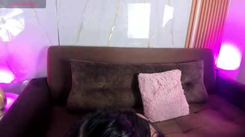 little__chloee_ online show from 10-14-25, 04:13