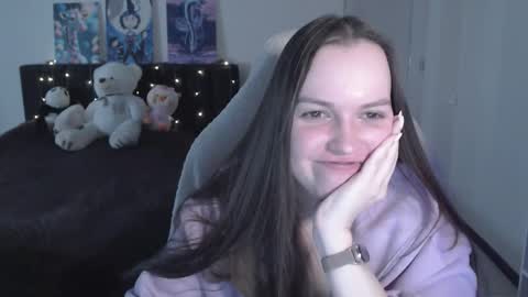 Snapshot of little__flowers chatting on 03-07-26, 08:55 little__flowers online show from 03-07-26, 08:55