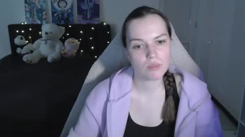 Snapshot of little__flowers chatting on 03-28-26, 12:16 little__flowers online show from 03-28-26, 12:16