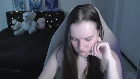 little__flowers online show from 04-30-26, 09:15