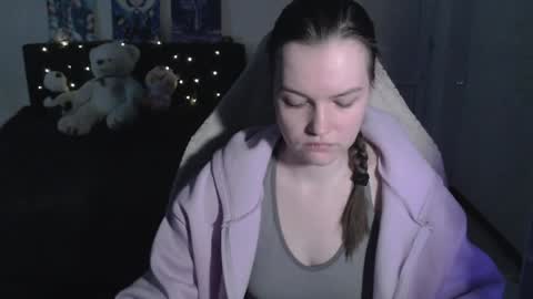 little__flowers online show from 05-01-26, 07:35