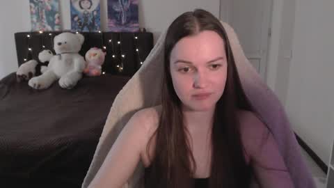 little__flowers online show from 05-21-26, 08:54