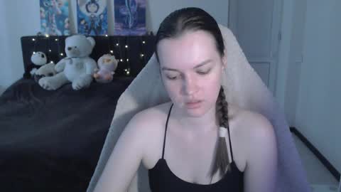 little__flowers online show from 06-03-26, 09:23