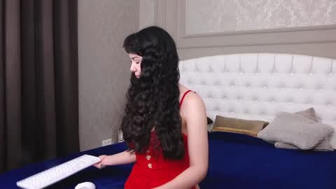 Iris online show from 02-06-25, 04:21