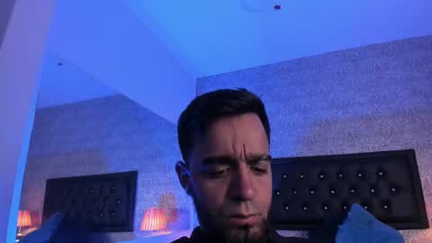 Alan  online show from 02-19-25, 09:17