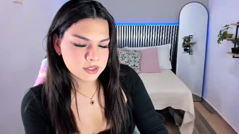 L I T T L E A L L I online show from 06-24-26, 12:53