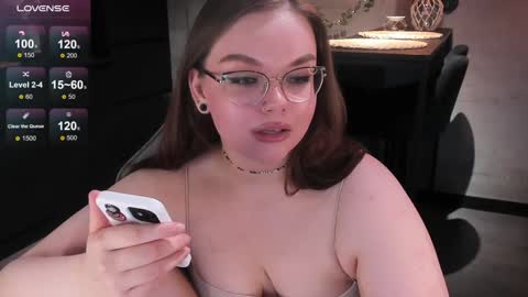 Eva online show from 02-04-25, 01:48