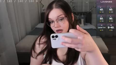 Eva online show from 10-19-25, 08:20