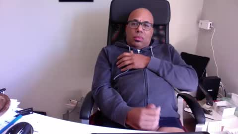 Snapshot of little_buddha chatting on 04-07-26, 10:15 Pure Black Power online show from 04-07-26, 10:15