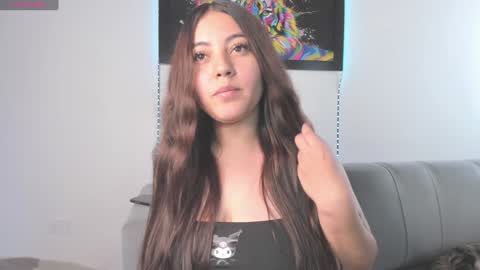 Snapshot of little_caro13 chatting on 12-27-24, 06:10 Independent model carolina online show from 12-27-24, 06:10