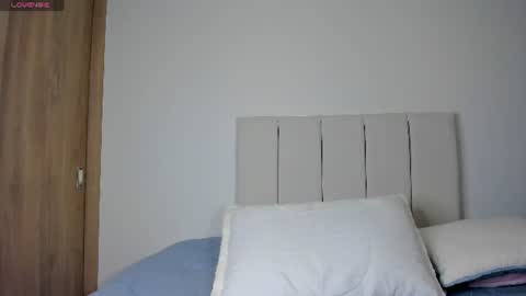 Snapshot of little_caro13 chatting on 07-05-26, 02:35 Independent model carolina online show from 07-05-26, 02:35