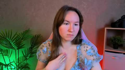 Alexandra online show from 05-12-26, 01:58