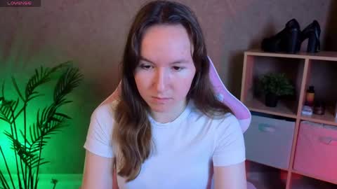 Alexandra online show from 05-13-26, 01:36
