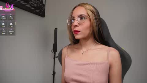 Help me reach 100 likes online show from 11-04-25, 07:13