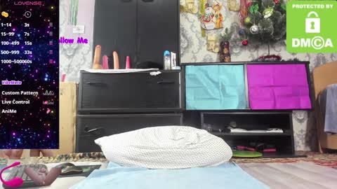 Snapshot of little_letti chatting on 01-30-25, 08:32 Letti online show from 01-30-25, 08:32