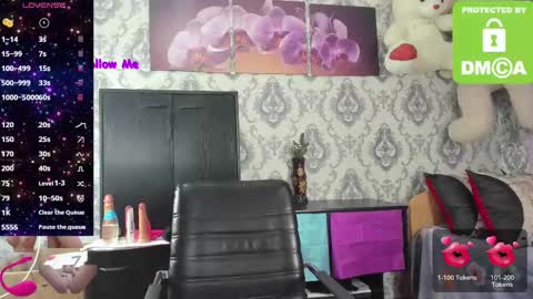 Snapshot of little_letti chatting on 02-12-25, 07:13 Letti online show from 02-12-25, 07:13