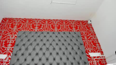 Snapshot of little_lilith_apple chatting on 12-24-24, 09:28 little_lilith_apple online show from 12-24-24, 09:28