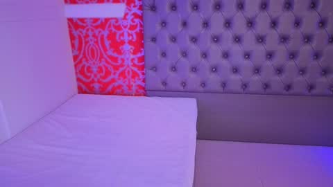 Snapshot of little_lilith_apple chatting on 10-06-25, 09:29 little_lilith_apple online show from 10-06-25, 09:29