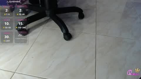 Snapshot of little_mars1 chatting on 05-06-26, 07:19 Misstress Martina online show from 05-06-26, 07:19