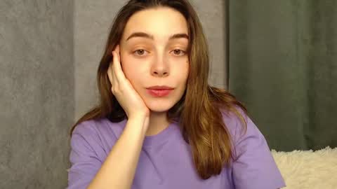 Mia   Im online every day 1530 PM in New York  2030 PM in London online show from 12-04-24, 08:18