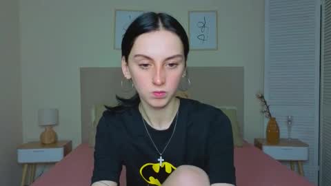 little_mollee online show from 10-17-25, 09:06