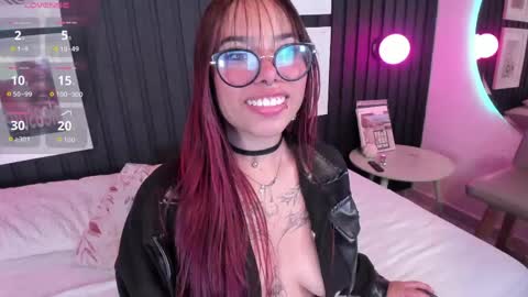 Snapshot of little_natty_ chatting on 04-25-26, 06:49 Natty online show from 04-25-26, 06:49