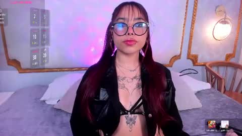 Snapshot of little_natty_ chatting on 07-21-26, 06:32 Natty online show from 07-21-26, 06:32
