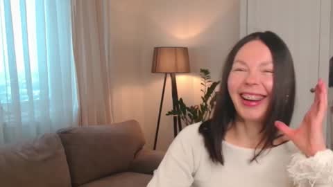 Nicole online show from 01-06-26, 09:13