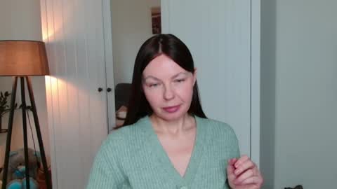 Nicole online show from 04-09-26, 10:53