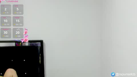 RAPUNSEL AND CAIN online show from 09-30-25, 01:27