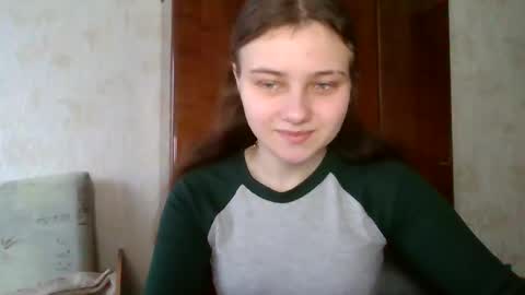 little_shygirl_ online show from 01-29-25, 07:04