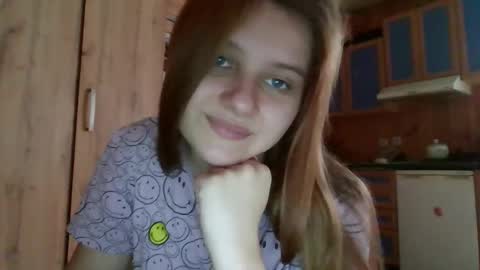 little_shygirl_ online show from 12-02-25, 11:04