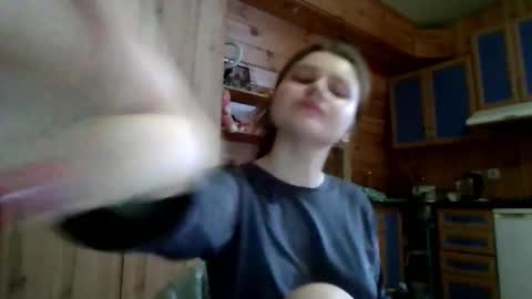 little_shygirl_ online show from 02-09-26, 05:11