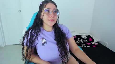 Laire  online show from 11-26-25, 10:22