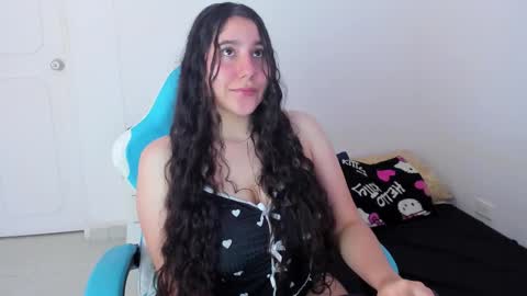 Laire  online show from 02-07-26, 08:45