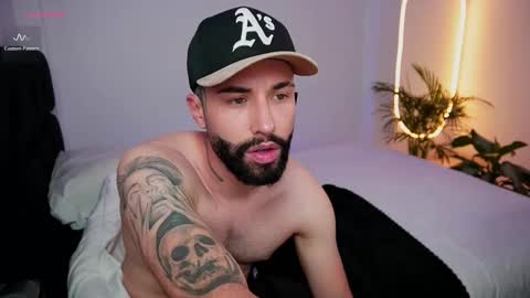 Snapshot of little_vannesaa chatting on 02-18-25, 11:52 little_vannesaa online show from 02-18-25, 11:52