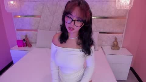 Snapshot of little_vel chatting on 05-02-26, 09:31 Im your little Velinda online show from 05-02-26, 09:31