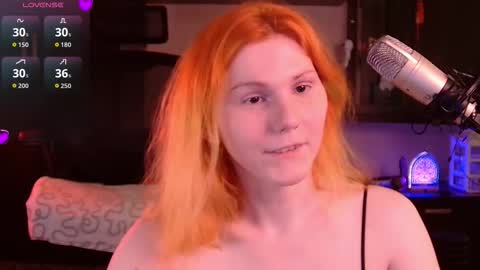 Snapshot of little_witch_sofia chatting on 11-13-25, 08:52 Sofia online show from 11-13-25, 08:52