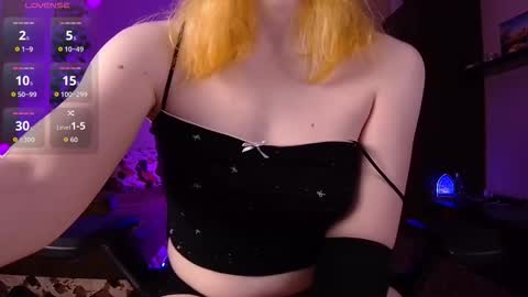 Snapshot of little_witch_sofia chatting on 03-18-26, 07:06 Sofia online show from 03-18-26, 07:06